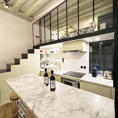 Апартаменты Cosy Flat In Marais