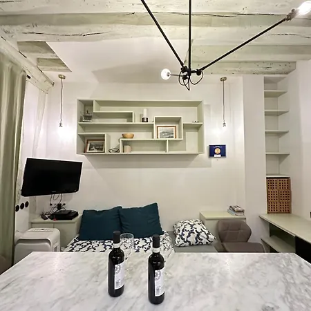 Cosy Flat In Marais Апартаменты Париж