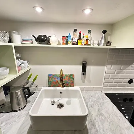 Cosy Flat In Marais * París